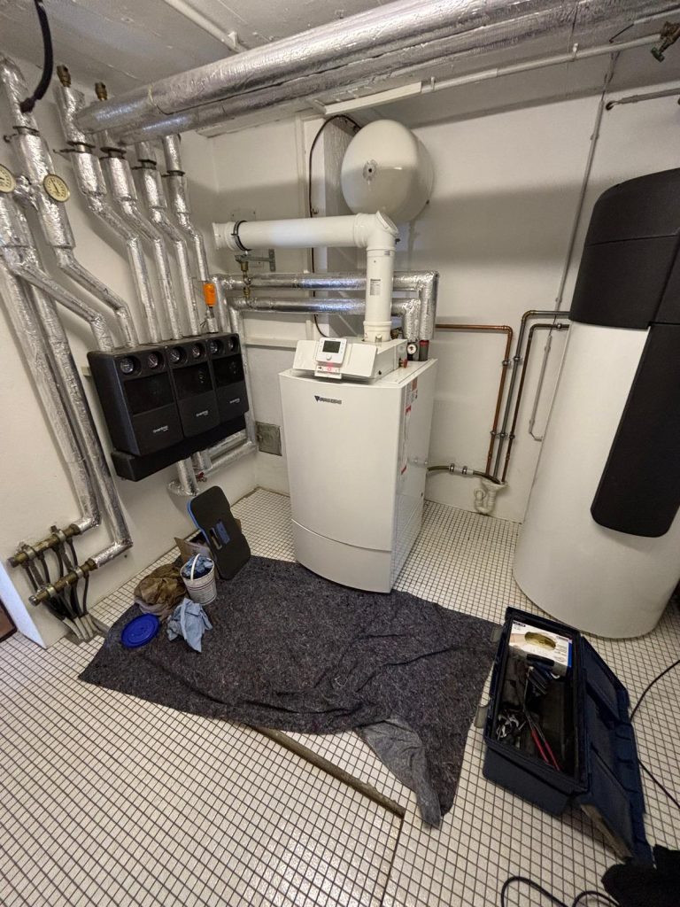 Wartung Bosch Ölbrennwertgerät