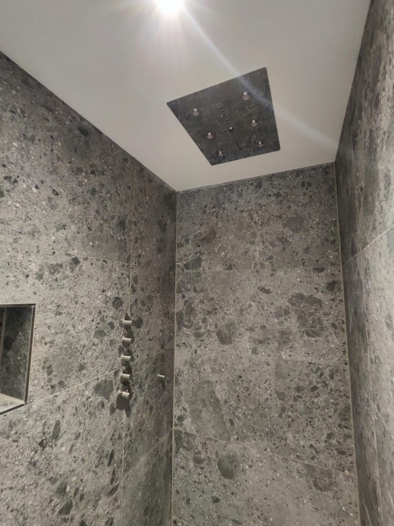 Sauna Regendusche